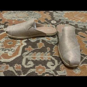 Toms Nova Rose Gold Metallic Slip Ons